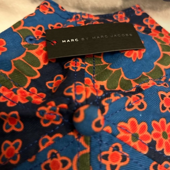 Marc by Marc Jacob’s Cap NWT - Picture 4 of 5